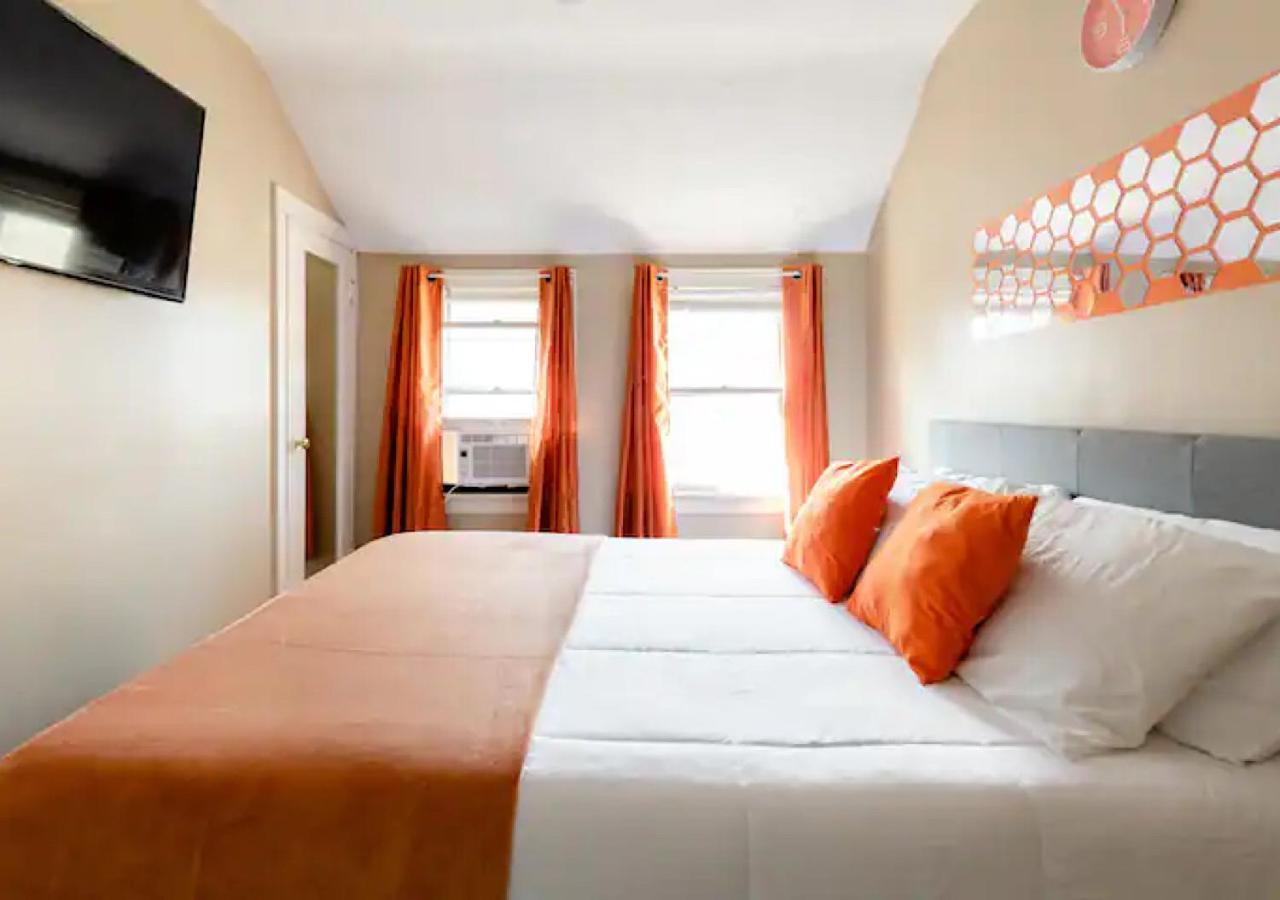 La Naranja Retreat - Cozy Duplex Near Downtown With Parking, 300 Mb Wifi & Self Check In Villa Cleveland Exterior foto