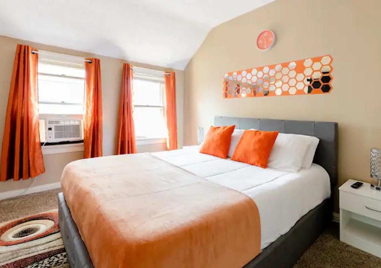 La Naranja Retreat - Cozy Duplex Near Downtown With Parking, 300 Mb Wifi & Self Check In Villa Cleveland Exterior foto