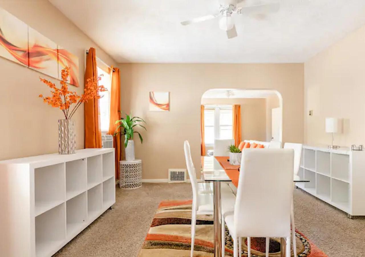 La Naranja Retreat - Cozy Duplex Near Downtown With Parking, 300 Mb Wifi & Self Check In Villa Cleveland Exterior foto
