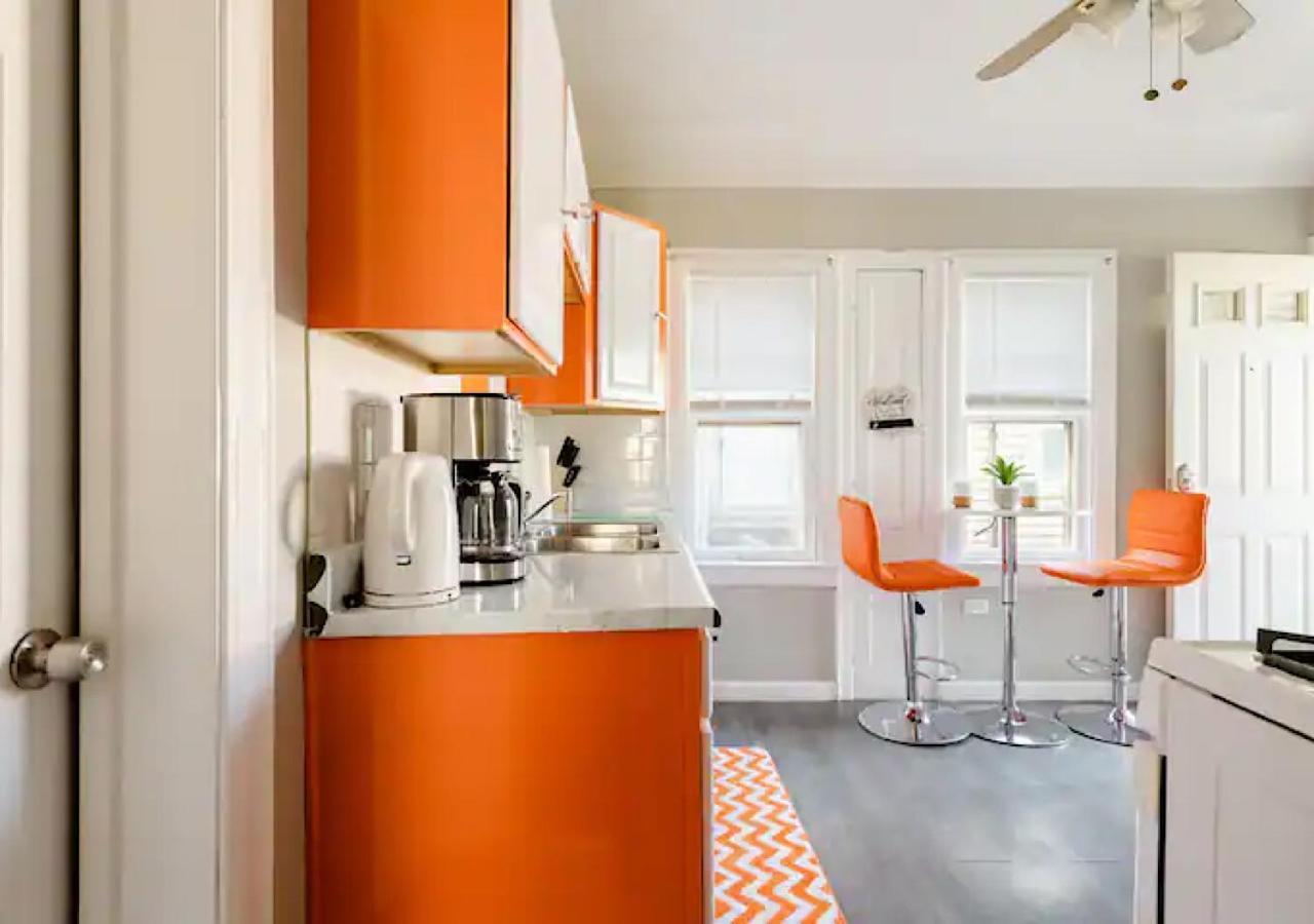 La Naranja Retreat - Cozy Duplex Near Downtown With Parking, 300 Mb Wifi & Self Check In Villa Cleveland Exterior foto