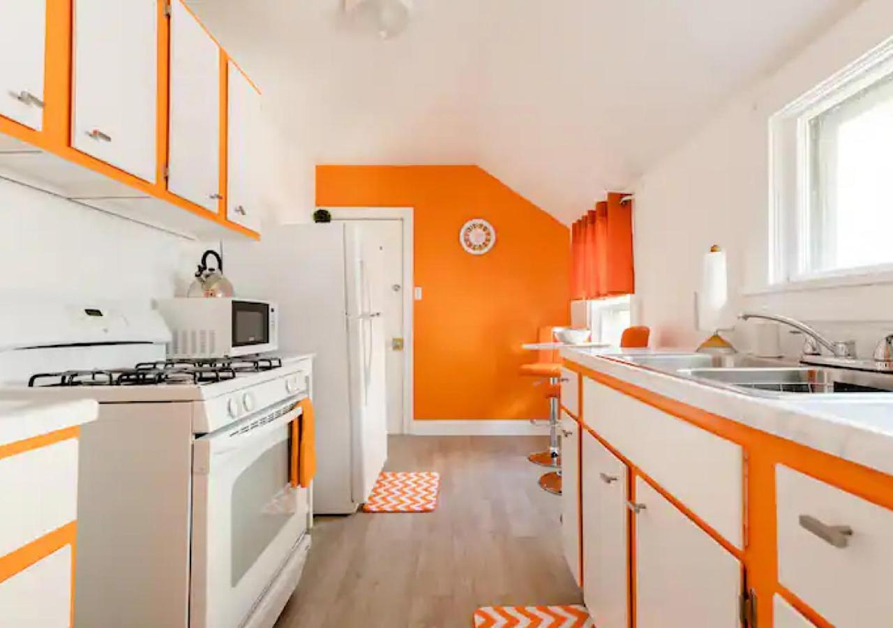 La Naranja Retreat - Cozy Duplex Near Downtown With Parking, 300 Mb Wifi & Self Check In Villa Cleveland Exterior foto